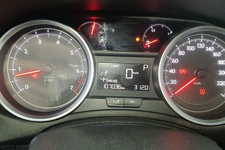 Used Peugeot 408 2016 1.6T Automatic Luxury Edition Instrument Cluster