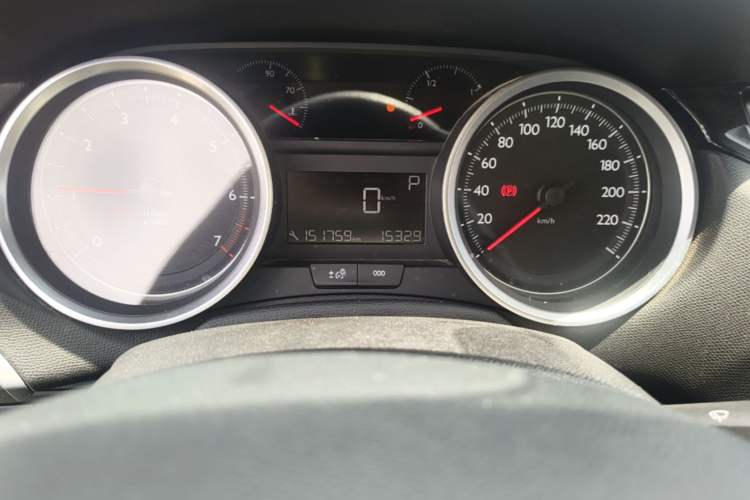 Used Peugeot 408 2016 1.6T Automatic Luxury Edition Instrument Cluster
