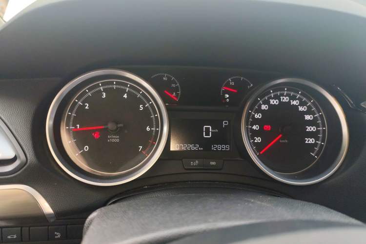Used Peugeot 408 2016 1.6T Automatic Luxury Edition Instrument Cluster
