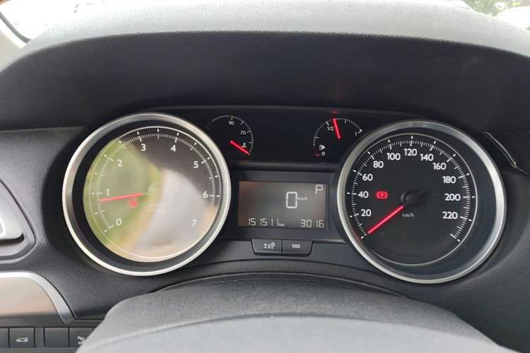 Used Peugeot 408 2016 1.6T Automatic Luxury Edition Instrument Cluster