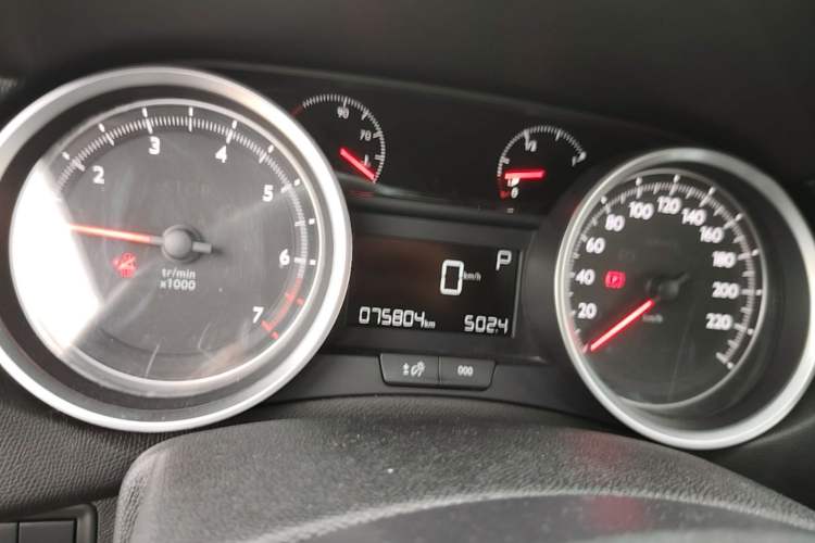 Used Peugeot 408 2016 1.6T Automatic Luxury Edition Instrument Cluster