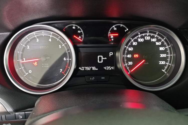 Used Peugeot 408 2016 1.6T Automatic Luxury Edition Instrument Cluster