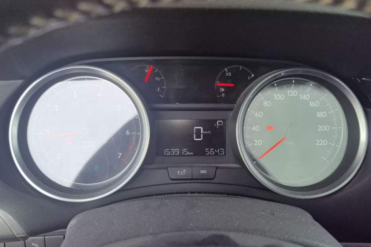 Used Peugeot 408 2016 1.6T Automatic Luxury Edition Instrument Cluster