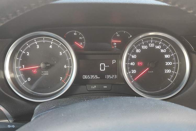Used Peugeot 408 2016 1.6T Automatic Luxury Edition Instrument Cluster