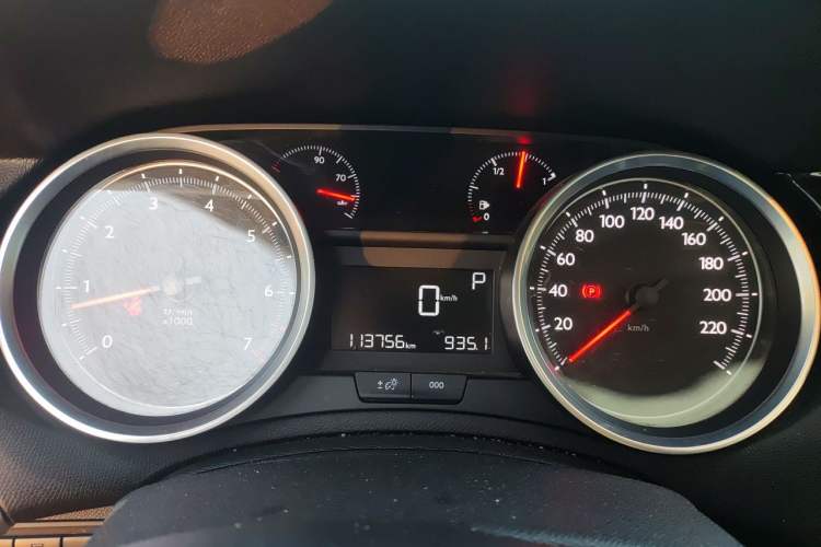 Used Peugeot 408 2016 1.6T Automatic Luxury Edition Instrument Cluster