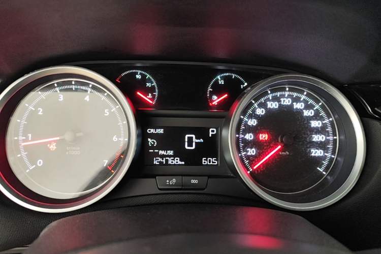 Used Peugeot 408 2016 1.6T Automatic Luxury Edition Instrument Cluster