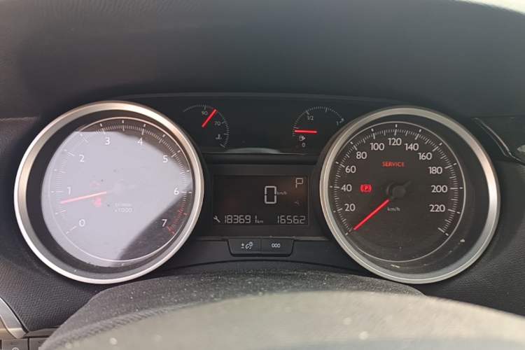 Used Peugeot 408 2016 1.6T Automatic Luxury Edition Instrument Cluster