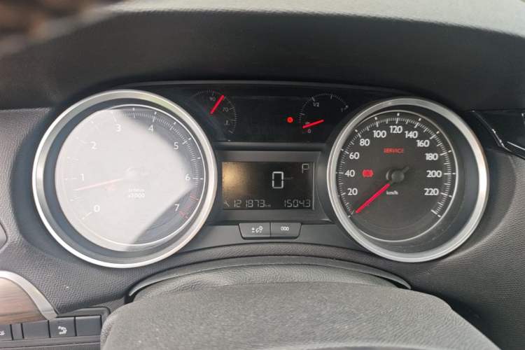 Used Peugeot 408 2016 1.6T Automatic Luxury Edition Instrument Cluster