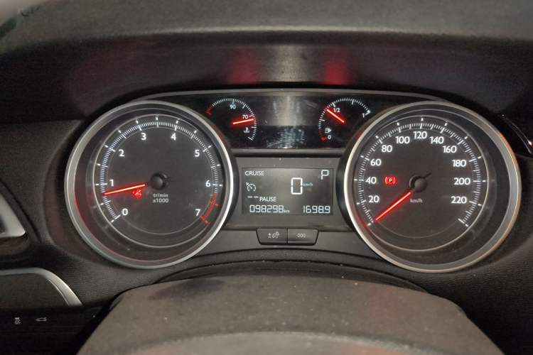 Used Peugeot 408 2016 1.6T Automatic Luxury Edition Instrument Cluster