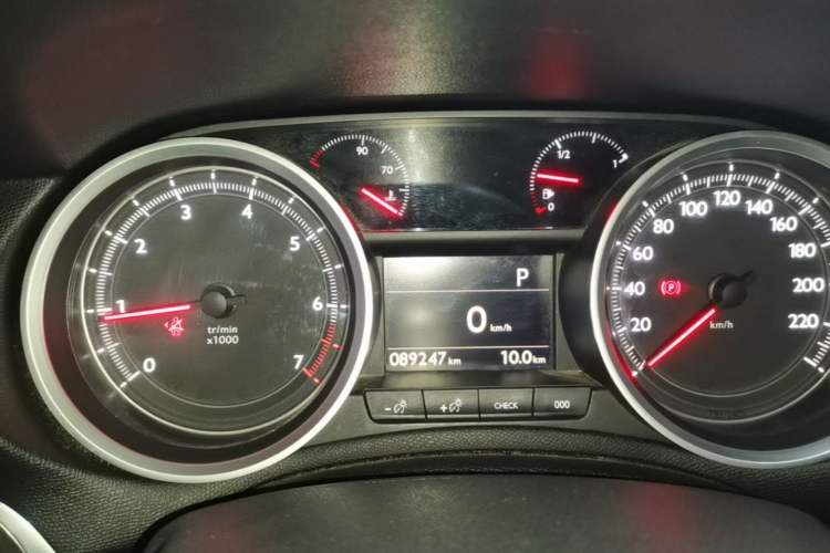 Used Peugeot 408 2016 1.6T Automatic Luxury Edition Instrument Cluster