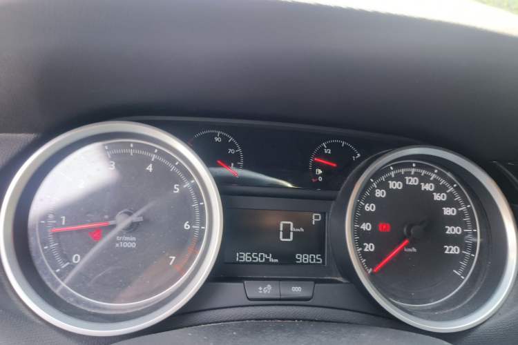 Used Peugeot 408 2016 1.6T Automatic Luxury Edition Instrument Cluster