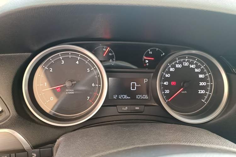 Used Peugeot 408 2016 1.6T Automatic Luxury Edition Instrument Cluster