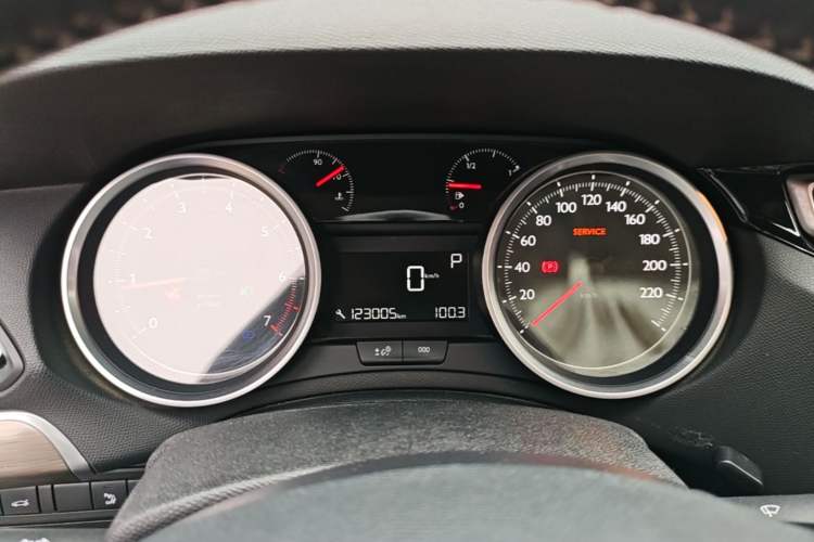 Used Peugeot 408 2016 1.6T Automatic Luxury Edition Instrument Cluster