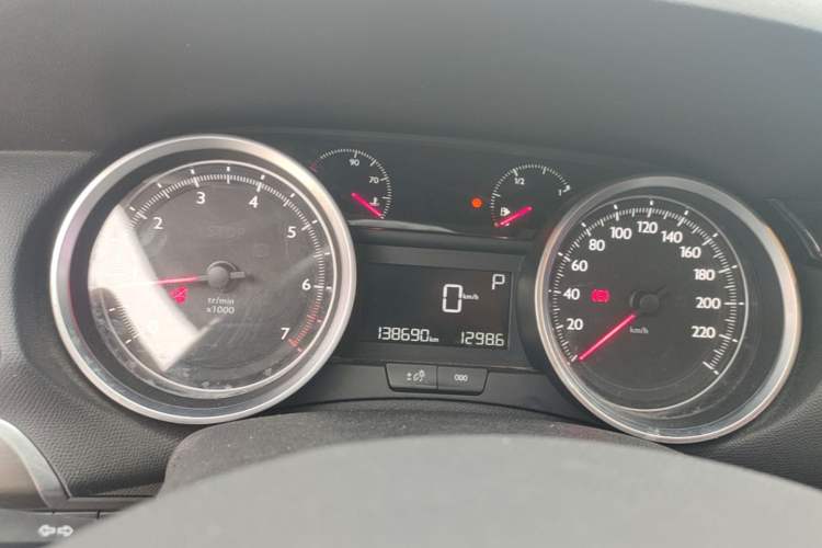 Used Peugeot 408 2016 1.6T Automatic Luxury Edition Instrument Cluster