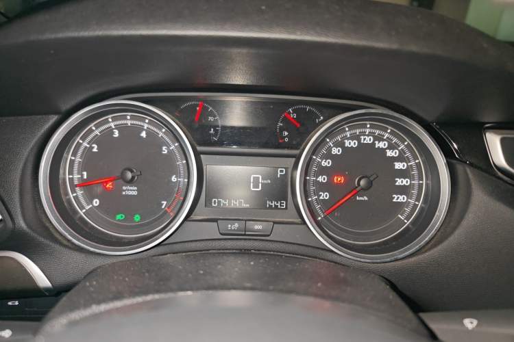 Used Peugeot 408 2016 1.6T Automatic Luxury Edition Instrument Cluster