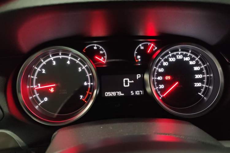 Used Peugeot 408 2016 1.6T Automatic Luxury Edition Instrument Cluster