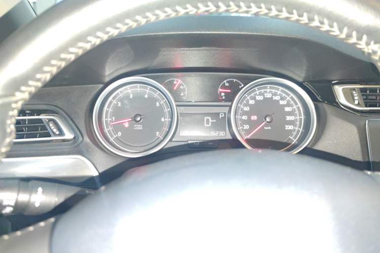 Used Peugeot 408 2016 1.6T Automatic Luxury Edition Instrument Cluster