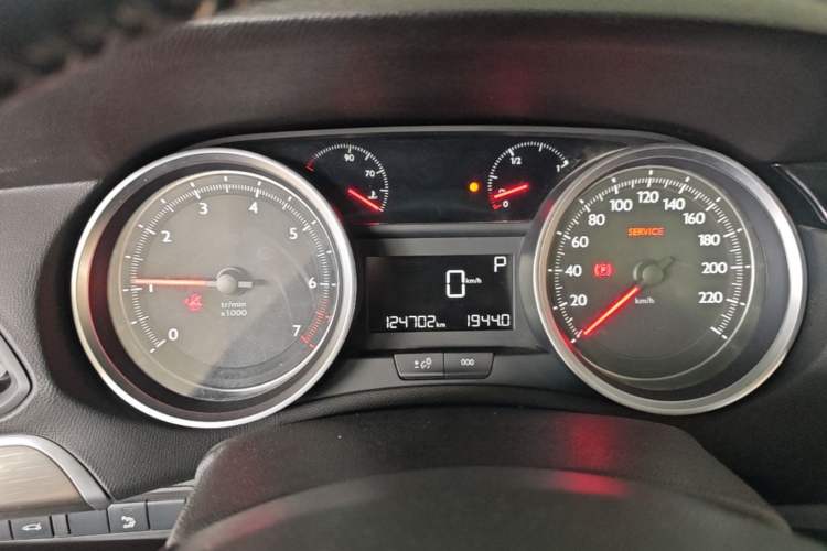 Used Peugeot 408 2016 1.6T Automatic Luxury Edition Instrument Cluster