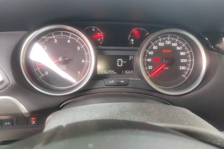 Used Peugeot 408 2016 1.6T Automatic Luxury Edition Instrument Cluster