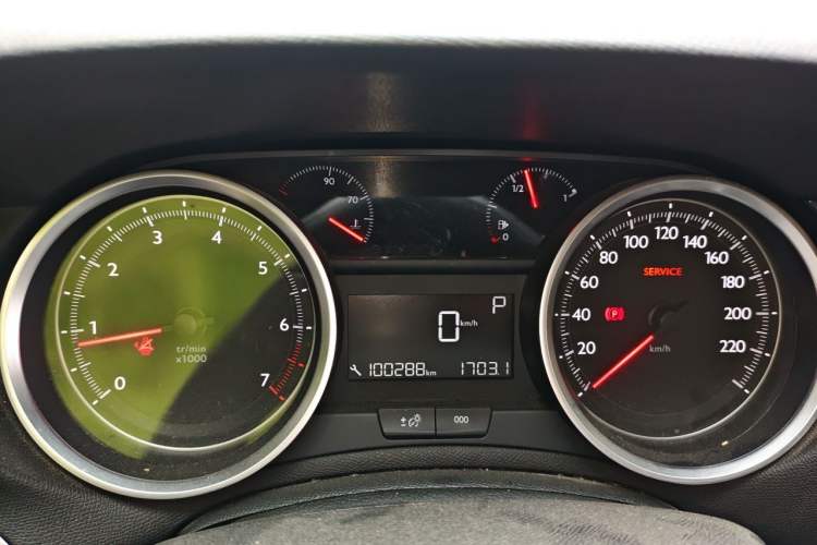 Used Peugeot 408 2016 1.6T Automatic Luxury Edition Instrument Cluster