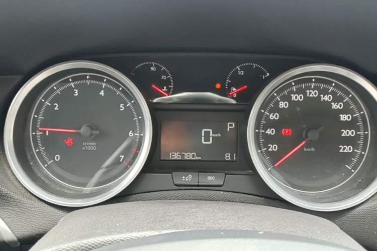 Used Peugeot 408 2016 1.6T Automatic Luxury Edition Instrument Cluster
