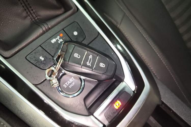 Used Peugeot 408 2016 1.6T Automatic Luxury Edition Interior 1