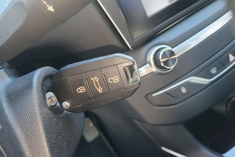 Used Peugeot 408 2016 1.6T Automatic Luxury Edition Interior 1