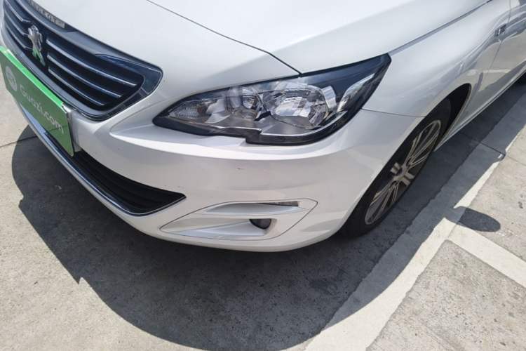 Used Peugeot 408 2016 1.6T Automatic Luxury Edition Left Front Headlight