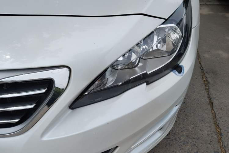 Used Peugeot 408 2016 1.6T Automatic Luxury Edition Left Front Headlight