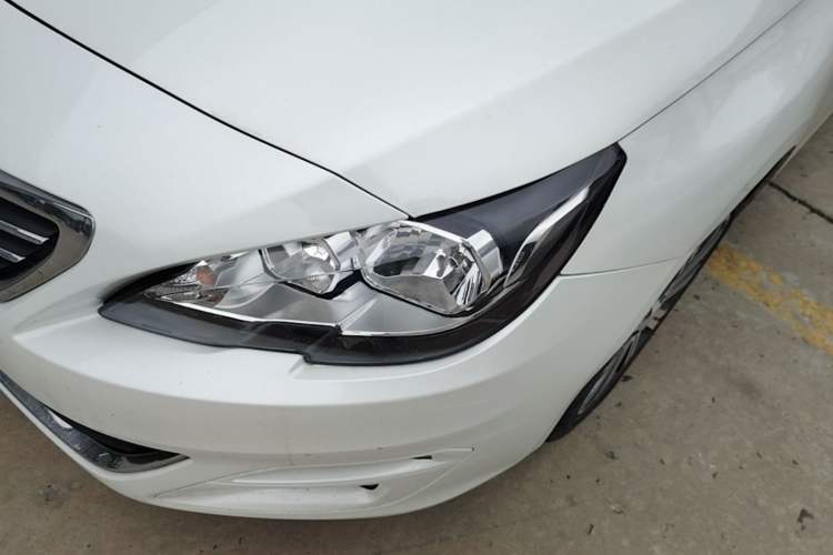 Used Peugeot 408 2016 1.6T Automatic Luxury Edition Left Front Headlight