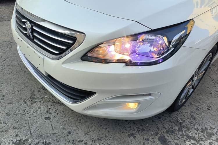 Used Peugeot 408 2016 1.6T Automatic Luxury Edition Left Front Headlight