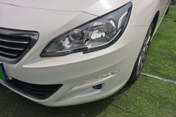 Used Peugeot 408 2016 1.6T Automatic Luxury Edition Left Front Headlight