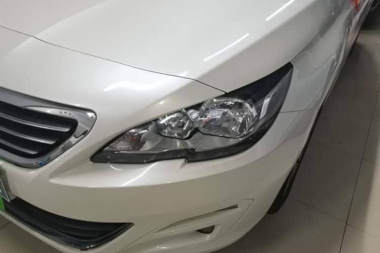 Used Peugeot 408 2016 1.6T Automatic Luxury Edition Left Front Headlight