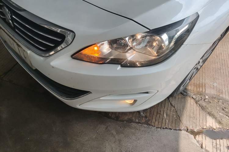 Used Peugeot 408 2016 1.6T Automatic Luxury Edition Left Front Headlight