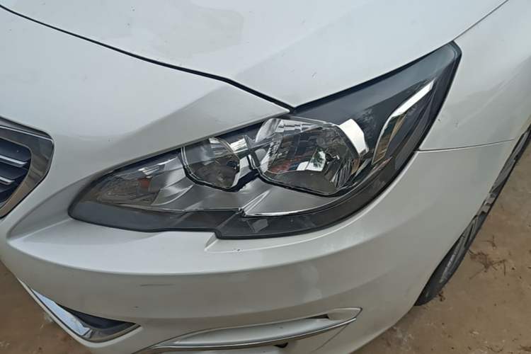 Used Peugeot 408 2016 1.6T Automatic Luxury Edition Left Front Headlight