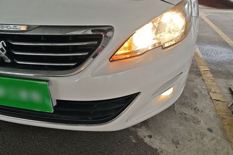 Used Peugeot 408 2016 1.6T Automatic Luxury Edition Left Front Headlight