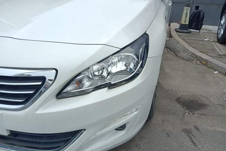 Used Peugeot 408 2016 1.6T Automatic Luxury Edition Left Front Headlight