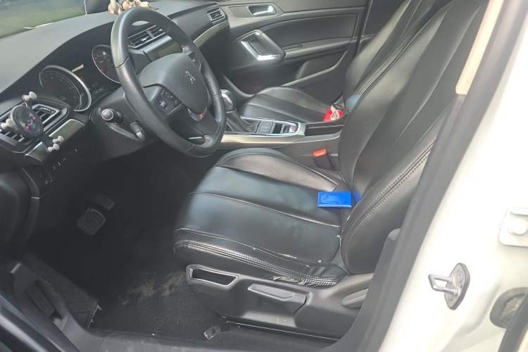Used Peugeot 408 2016 1.6T Automatic Luxury Edition Left Front Seat