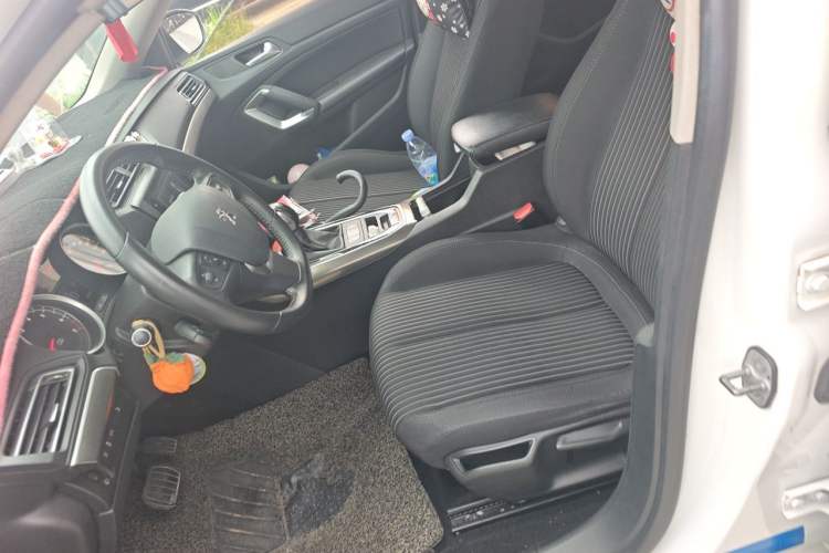 Used Peugeot 408 2016 1.6T Automatic Luxury Edition Left Front Seat