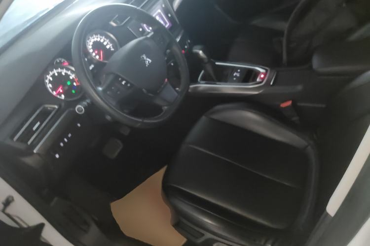Used Peugeot 408 2016 1.6T Automatic Luxury Edition Left Front Seat