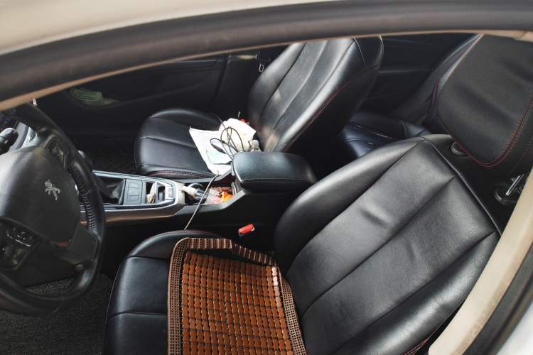 Used Peugeot 408 2016 1.6T Automatic Luxury Edition Left Front Seat