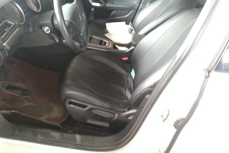 Used Peugeot 408 2016 1.6T Automatic Luxury Edition Left Front Seat