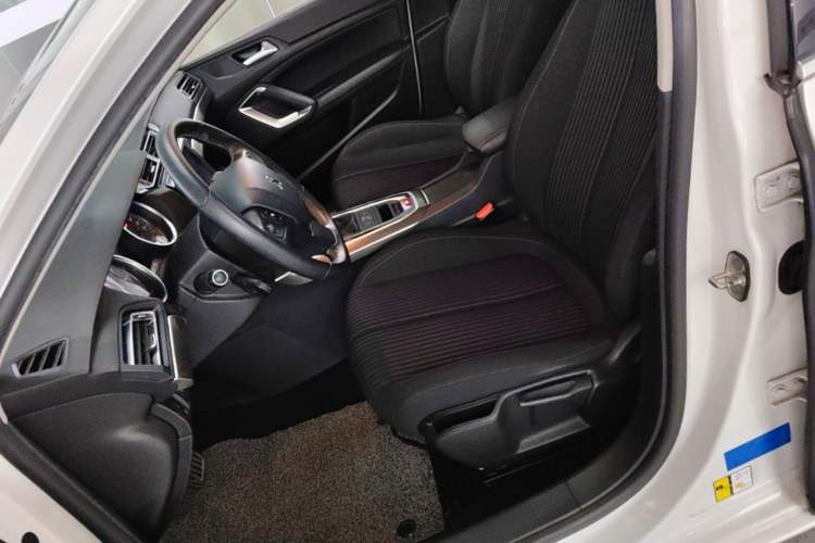 Used Peugeot 408 2016 1.6T Automatic Luxury Edition Left Front Seat