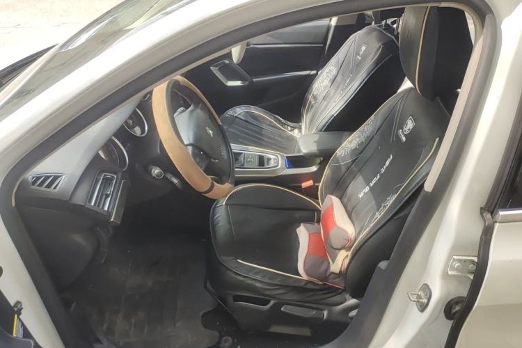 Used Peugeot 408 2016 1.6T Automatic Luxury Edition Left Front Seat