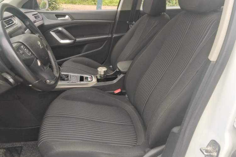 Used Peugeot 408 2016 1.6T Automatic Luxury Edition Left Front Seat