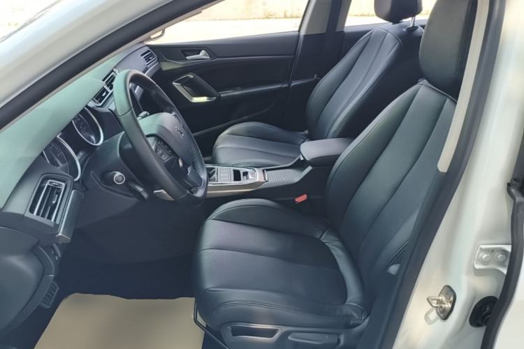 Used Peugeot 408 2016 1.6T Automatic Luxury Edition Left Front Seat