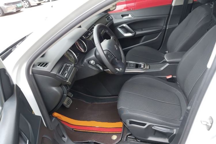 Used Peugeot 408 2016 1.6T Automatic Luxury Edition Left Front Seat