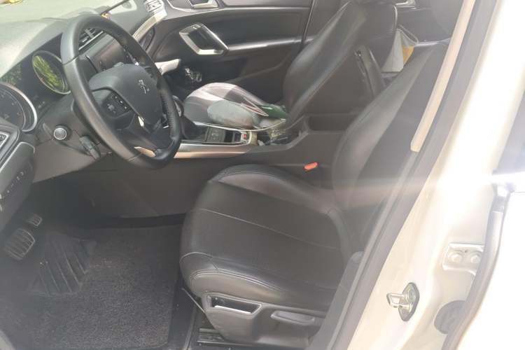 Used Peugeot 408 2016 1.6T Automatic Luxury Edition Left Front Seat