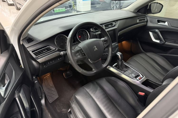 Used Peugeot 408 2016 1.6T Automatic Luxury Edition Left Front Seat