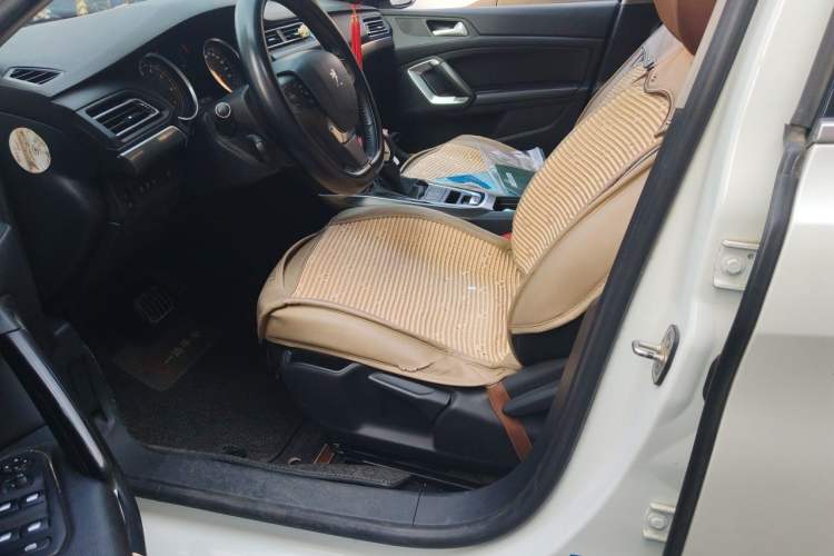 Used Peugeot 408 2016 1.6T Automatic Luxury Edition Left Front Seat
